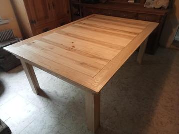 Table de jeu en frêne massif beschikbaar voor biedingen