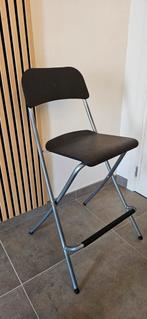 2 opklapbare barkrukken, Ophalen