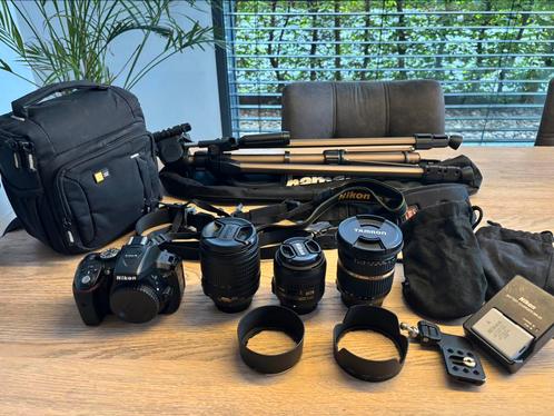 Complete set Nikon D5300 (3 lenzen), Audio, Tv en Foto, Fotocamera's Digitaal, Zo goed als nieuw, Nikon, Ophalen