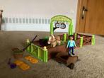 Playmobil Spirit Pru & Chica Linda met paardenbox (complete, Kinderen en Baby's, Ophalen of Verzenden, Zo goed als nieuw, Complete set
