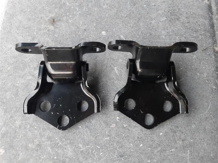 Charnières de hayon Toyota Land Cruiser 90 95:2, Autos : Pièces & Accessoires, Carrosserie & Tôlerie, Haillon arrière, Toyota