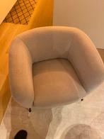 Eenzit te koop. Zo goed als nieuw. Kleur Greige, Huis en Inrichting, Ophalen, Zo goed als nieuw