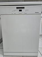 Lave-vaisselle autoportant MIELE en parfait état, Electroménager, Lave-vaisselle, Comme neuf, Enlèvement, Classe énergétique A ou plus économe