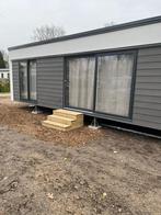 Splinter nieuw chalet met plek op camping in Nederland, Caravans en Kamperen, Tot en met 5