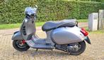 Vespa 300 GTS  supersport, Ophalen, Zo goed als nieuw