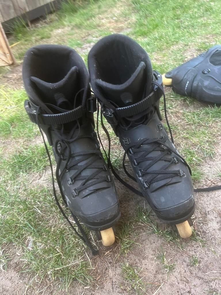 Rolleblades stunt maat 41/42, Overige merken, Gebruikt, Kinderen, Ophalen of Verzenden