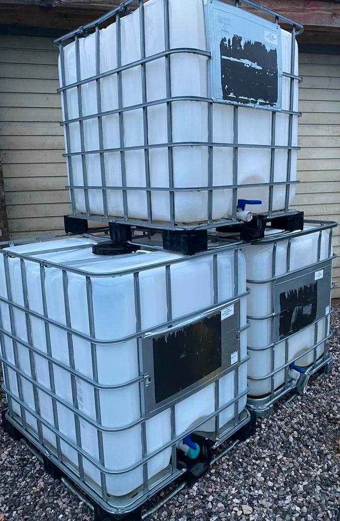 Cuve a eau 1000 litres, Tuin en Terras, Regentonnen, Zo goed als nieuw, Ophalen of Verzenden