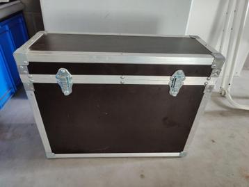 Flightcase disponible aux enchères