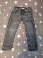 Grijze jeansbroek maat 104, Kinderen en Baby's, Kinderkleding | Maat 104, Ophalen, Gebruikt, Jongen of Meisje, Broek