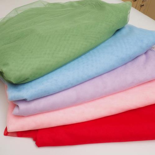 Nieuw in! 60210) 160x100cm tule verschillende kleuren, Hobby en Vrije tijd, Stoffen en Lappen, Nieuw, Polyester, 120 cm of meer