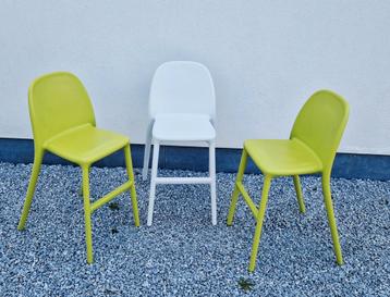Ikea Urban kinderstoel,  2 groene en 1 witte beschikbaar  beschikbaar voor biedingen