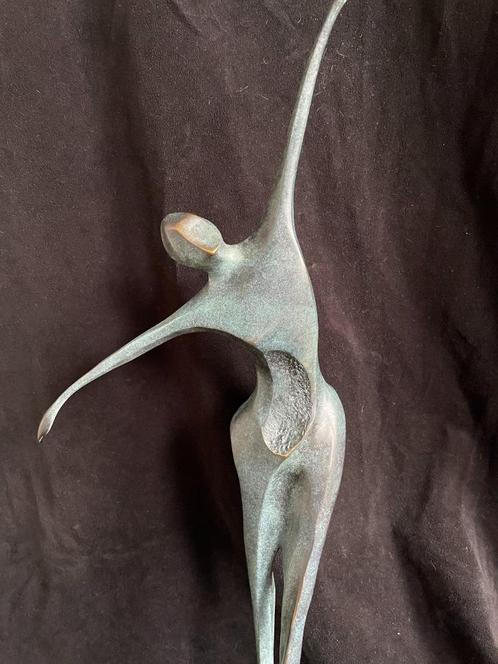 Bronzen abstracte dame, Milo/stempel 57,5 cm zuiver brons, Antiek en Kunst, Kunst | Beelden en Houtsnijwerken, Ophalen of Verzenden