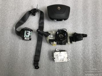 Stuur airbag + Linker gordel Renault master model 2011-2020  beschikbaar voor biedingen