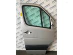 Portière 2portes droite d'un Mercedes Sprinter (744), Autos : Pièces & Accessoires, Porte, Utilisé, 3 mois de garantie, Enlèvement ou Envoi