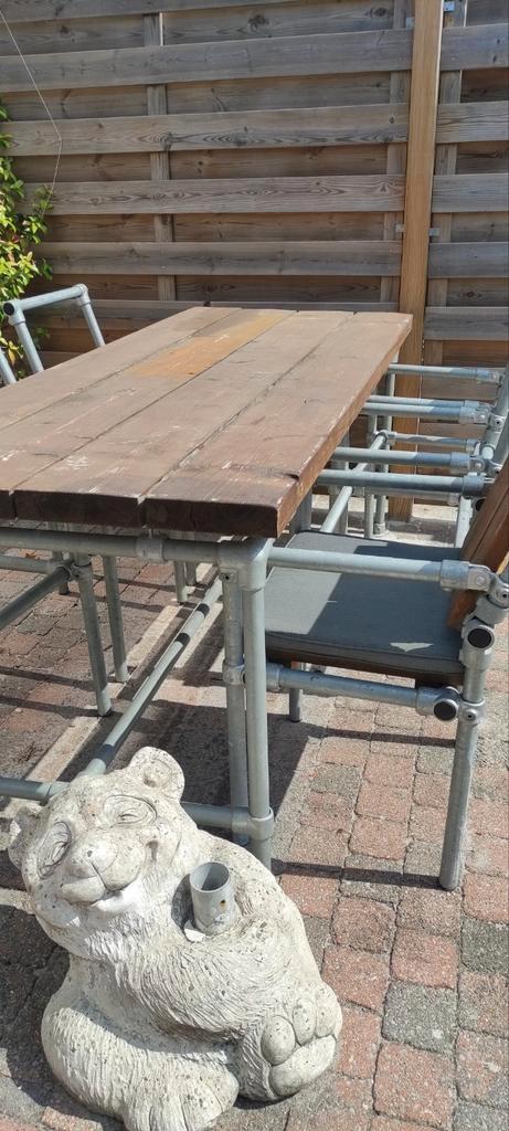 Onverwoestbare tuintafel met 6 stoelen, Tuin en Terras, Tuinsets en Loungesets, Zo goed als nieuw, Ophalen