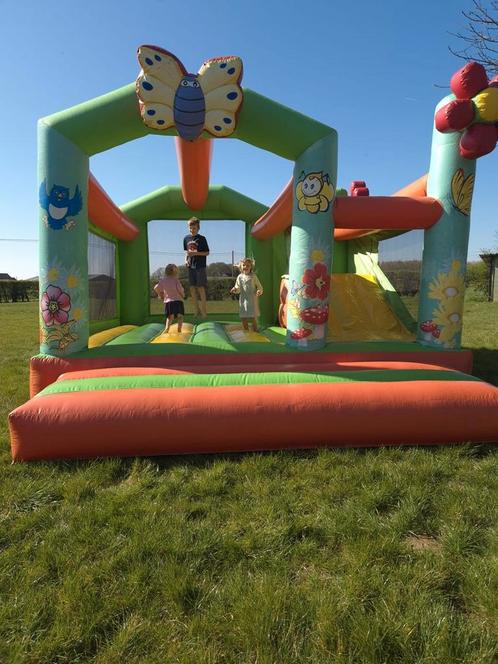 Vlinder sprinkasteel te huur, Kinderen en Baby's, Speelgoed | Buiten | Springkussens, Gebruikt, Ophalen