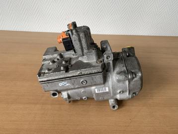 aircopomp 926004760R renault kangoo ZE fluence zoe beschikbaar voor biedingen