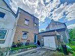 Maison 3 façades avec jardin, 2 garages et 4 chambres, Provincie Namen, Florennes, Hoekwoning, 57686 kWh/jaar