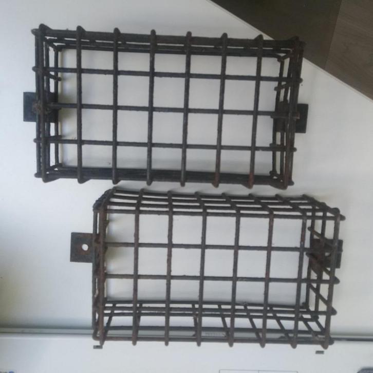 Land Rover - beschermrooster voor voorouderlicht - origineel, Auto's, Oldtimers, Particulier, Land Rover, Ophalen of Verzenden