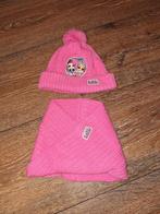 Muts en ronde colsjaal van L.O.L., Enfants & Bébés, Vêtements enfant | Bonnets, Écharpes & Gants, Enlèvement, Comme neuf, Bonnet