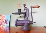 Lamp gemaakt van vintage vleesmolen, Ophalen