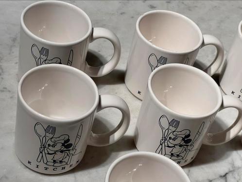 Boch Donaldson Disney 7 mokken (set 21), Huis en Inrichting, Keuken | Servies, Zo goed als nieuw, Ophalen