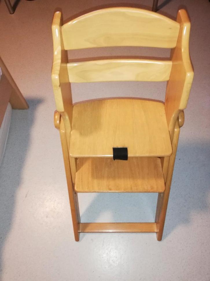 Houten kinderstoel in zeer goede staat., Kinderen en Baby's, Kinderstoelen, Gebruikt, Ophalen