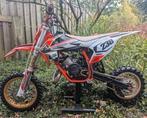 Volle & getunede KTM SX 50 2022 automaat kinder crossmotor, Motoren, Ophalen