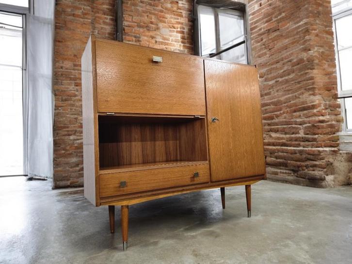 vintage houten vitrinekast / buffetkast / barkast, Antiek en Kunst, Curiosa en Brocante, Ophalen of Verzenden