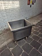 Horeca roestvrijstalen container op wielen, Ophalen