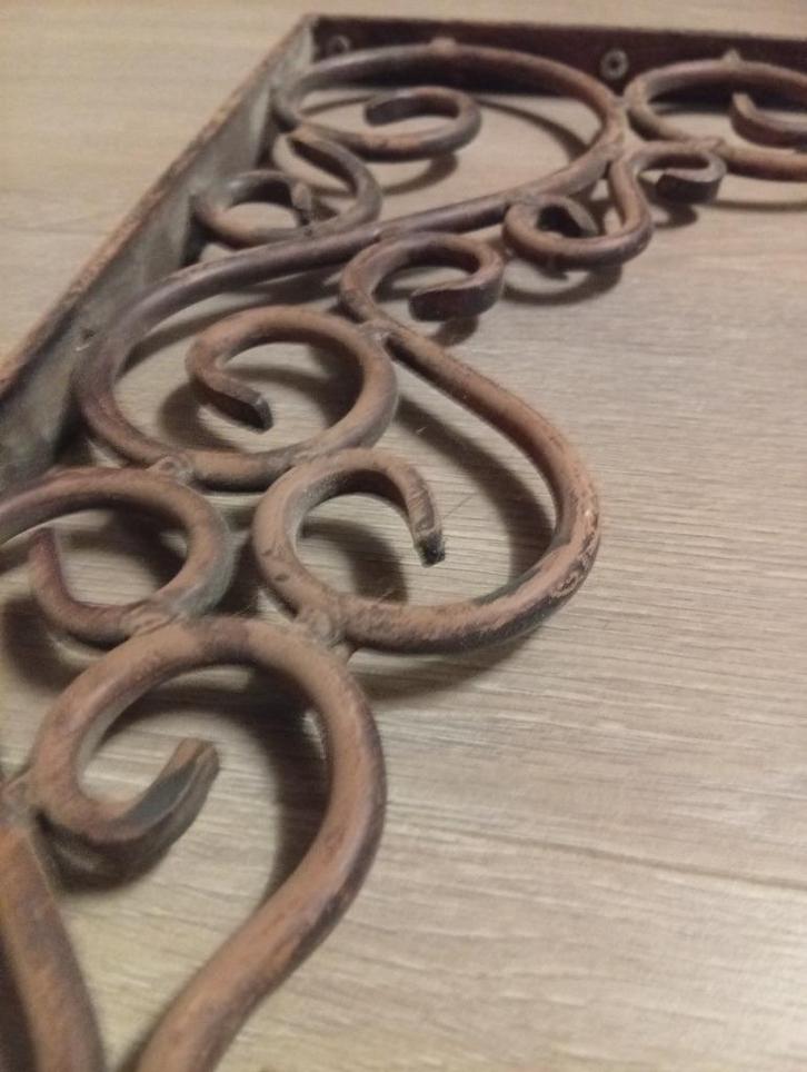 Belle et grande équerre décorative pour fleurs, Antiek en Kunst, Antiek | Wandborden en Tegels, Ophalen of Verzenden