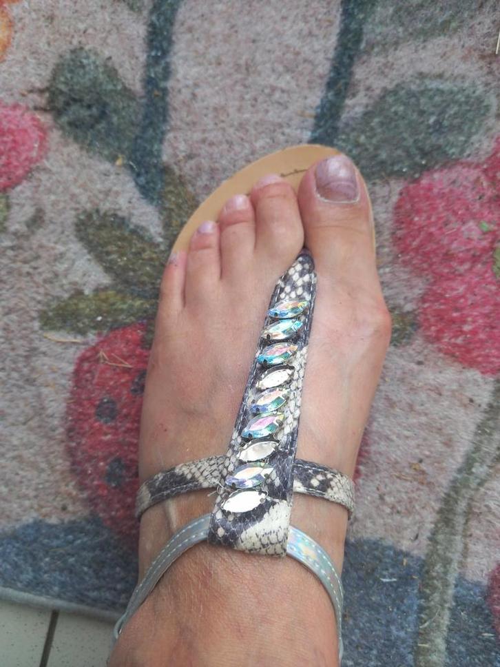 Sandalen met steentjes., Kleding | Dames, Overige Dameskleding, Gedragen, Ophalen