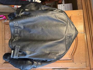 veste cuir moto beschikbaar voor biedingen