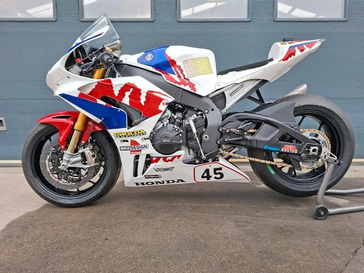 CBR1000RRR 2023 circuit motor, Motoren, Motoren | Honda, Particulier, Ophalen