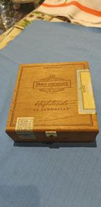 kistje sigaren leeg Balmoral Highlands in hout, Verzamelen, Ophalen of Verzenden, Zo goed als nieuw, Tabaksdoos of Verpakking