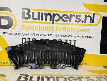 Onderplaat Mercedes W205 A205520500 Bumperlip 2-L3D-4917z beschikbaar voor biedingen