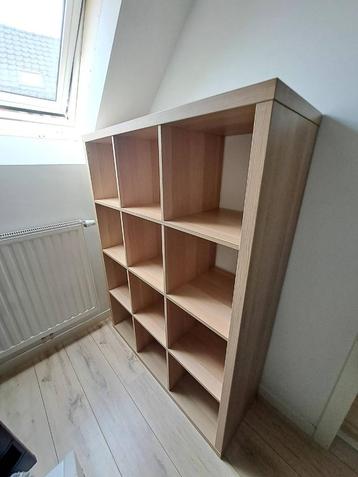 Ikea kallax 9 cases  beschikbaar voor biedingen