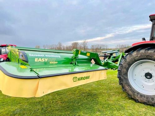 KRONE MACHINES/ MAAIERS/ HARKEN/ SCHUDDERS, Doe-het-zelf en Bouw, Gereedschap | Handgereedschap, Ophalen of Verzenden