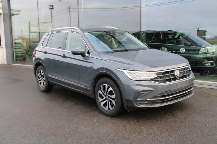 VOLKSWAGEN TIGUAN ACTIVE-VEEL OPTIES, Auto's, Volkswagen, Bedrijf, Te koop, Tiguan, Achteruitrijcamera, Adaptive Cruise Control