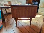 Vintage kastje in teak hout, Huis en Inrichting, Kasten | Dressoirs, Ophalen, Zo goed als nieuw