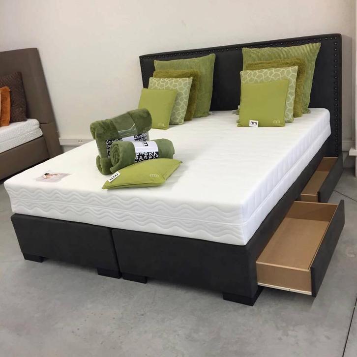 88I Matrassen NIEUW 180x 200cm x 30cm dikte +Levering, Maison & Meubles, Chambre à coucher | Lits, Neuf, Deux personnes, 180 cm