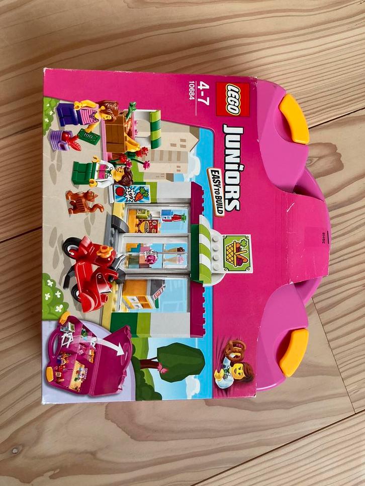 LEGO JUNIORS 4 tot 7 jaar supermarkt Easy to build koffer, Kinderen en Baby's, Speelgoed | Duplo en Lego, Zo goed als nieuw, Lego