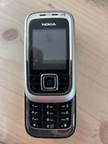 Nokia 6111 beschikbaar voor biedingen