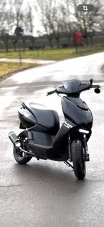 Peugeot kisbee rs 4takt 2015, Fietsen en Brommers, Ophalen, Zo goed als nieuw