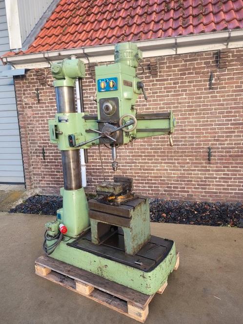 Kleine radiaalboor kolomboormachine  radiaalboormachine, Doe-het-zelf en Bouw, Gereedschap | Boormachines, Gebruikt, Kolomboormachine