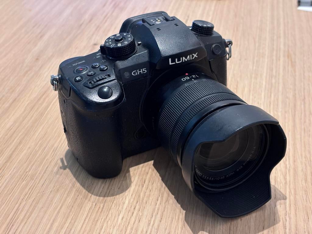 Panasonic 12-60mm f3.5-5.6 G Vario ASPH. Power O.I.S. (H-FS12060) - Le