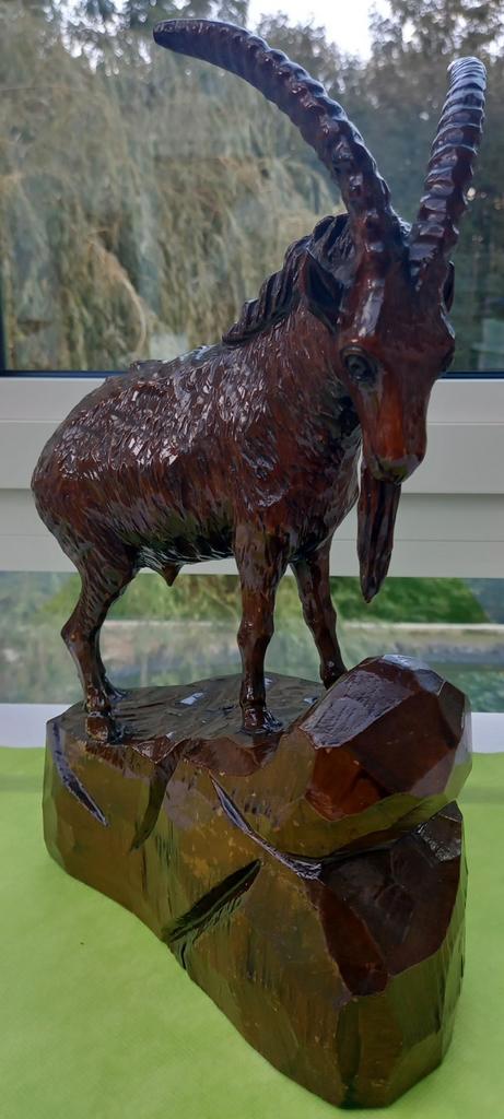 Capricorne en bois, Antiquités & Art, Art | Sculptures & Bois, Enlèvement