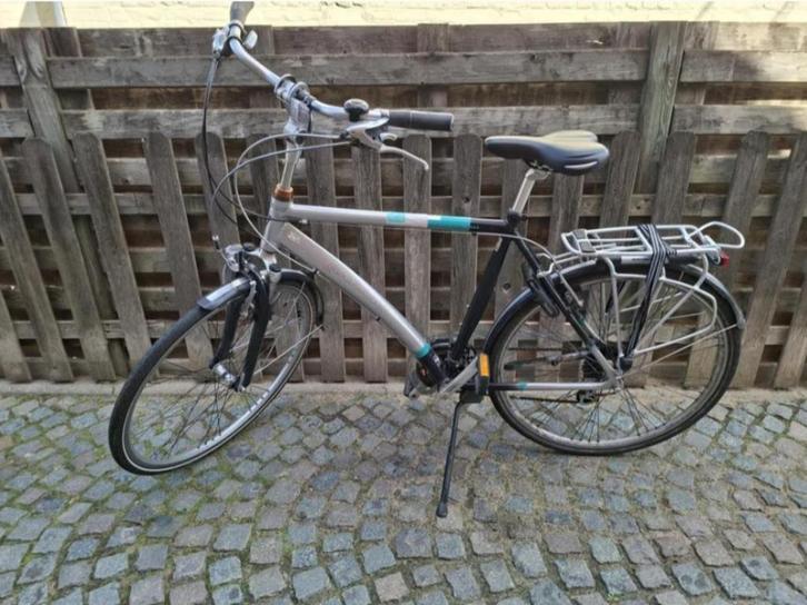 Zeer nette Batavus herenfiets – 24 versnellingen, Fietsen en Brommers, Fietsen | Heren | Herenfietsen, Zo goed als nieuw, Batavus