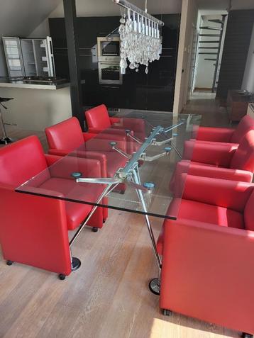 Tafel Tecno Nomos beschikbaar voor biedingen