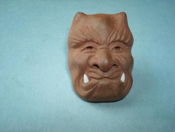 antieke japanse netsuke beschikbaar voor biedingen